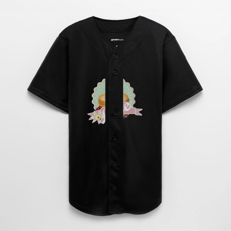 Charming pancake motif with cream and berries